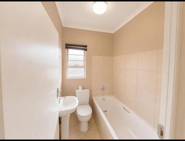 2 BEDROOM TOWNHOUSE FOR SALE IN RIVERSDALE